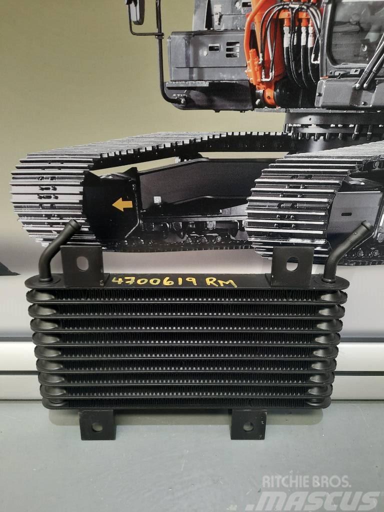 Hitachi Fuel Cooler - 4700619 Mootorid