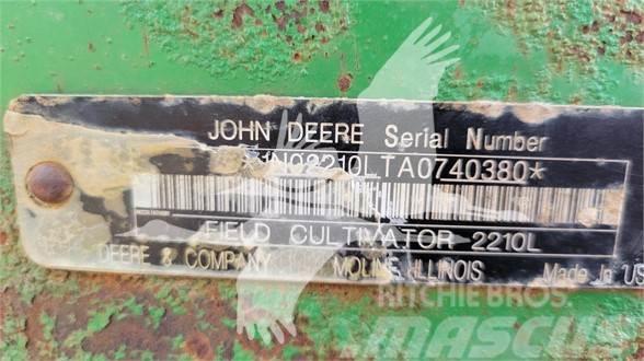 John Deere 2210 Kultivaatorid