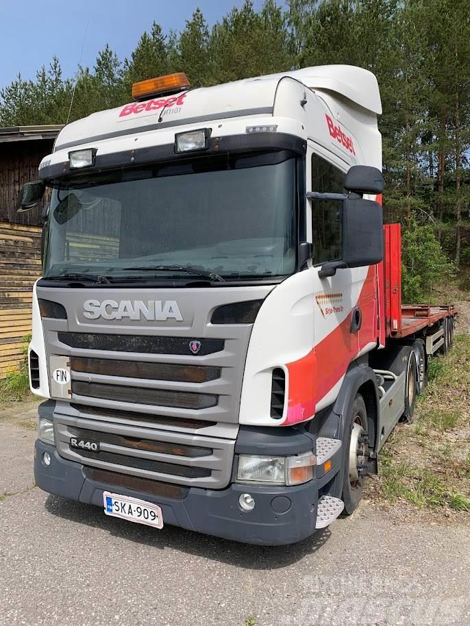 Scania R440 6X2*4 Sadulveokid