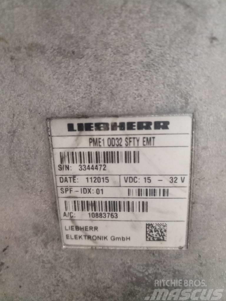Liebherr R 916 LC Elektroonikaseadmed