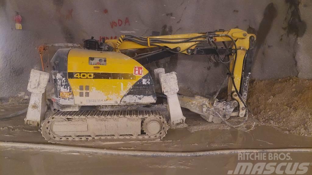Brokk Excavator B 400 Roomikekskavaatorid