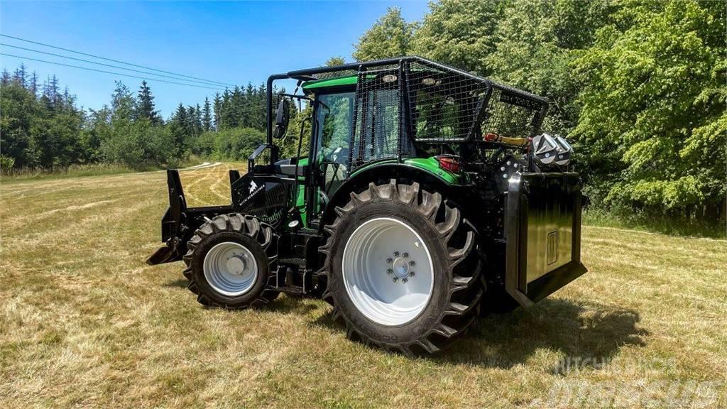 Kotschenreuther Luchs Metsatööks kohandatud traktorid