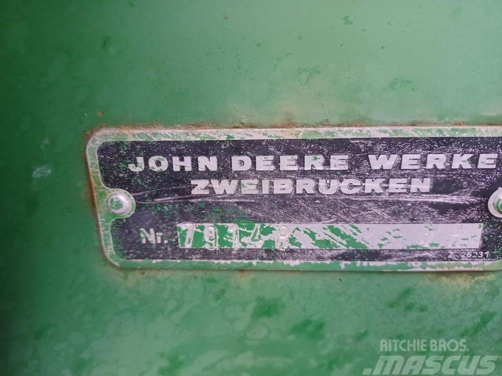 John Deere 1000 Kultivaatorid