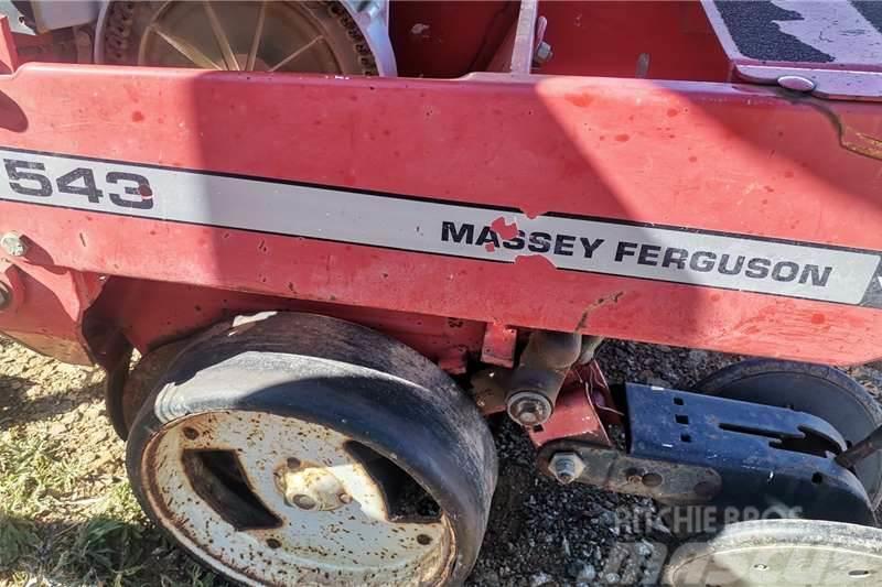 Massey Ferguson 4 Row Massey Ferguson 543 Planter Muud veokid