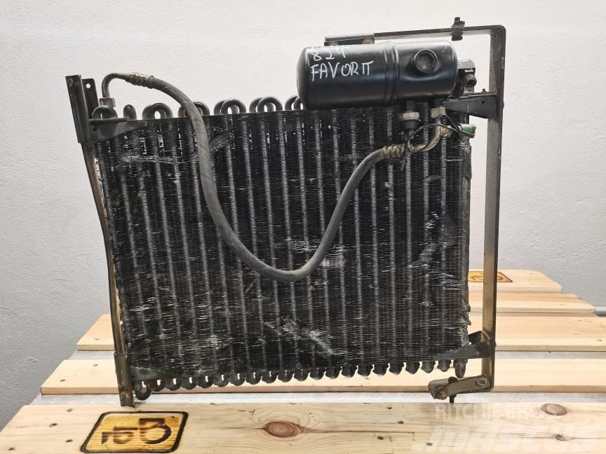 Fendt 926 Favorit {radiator conditioning Radiaatorid