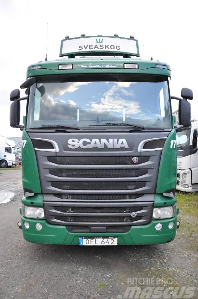 Scania R520 8X4 Euro 6 Metsaveokid