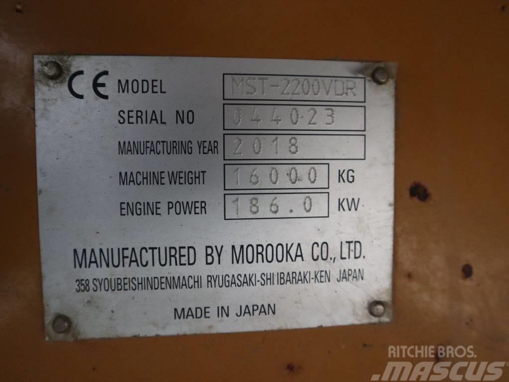 Morooka MST 2200 VDR Roomikkallurid