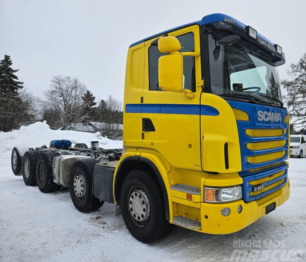 Scania G480 10x4 Valmistuu Metsäkoneenkuljetusautoksi Metsamasinate veokid