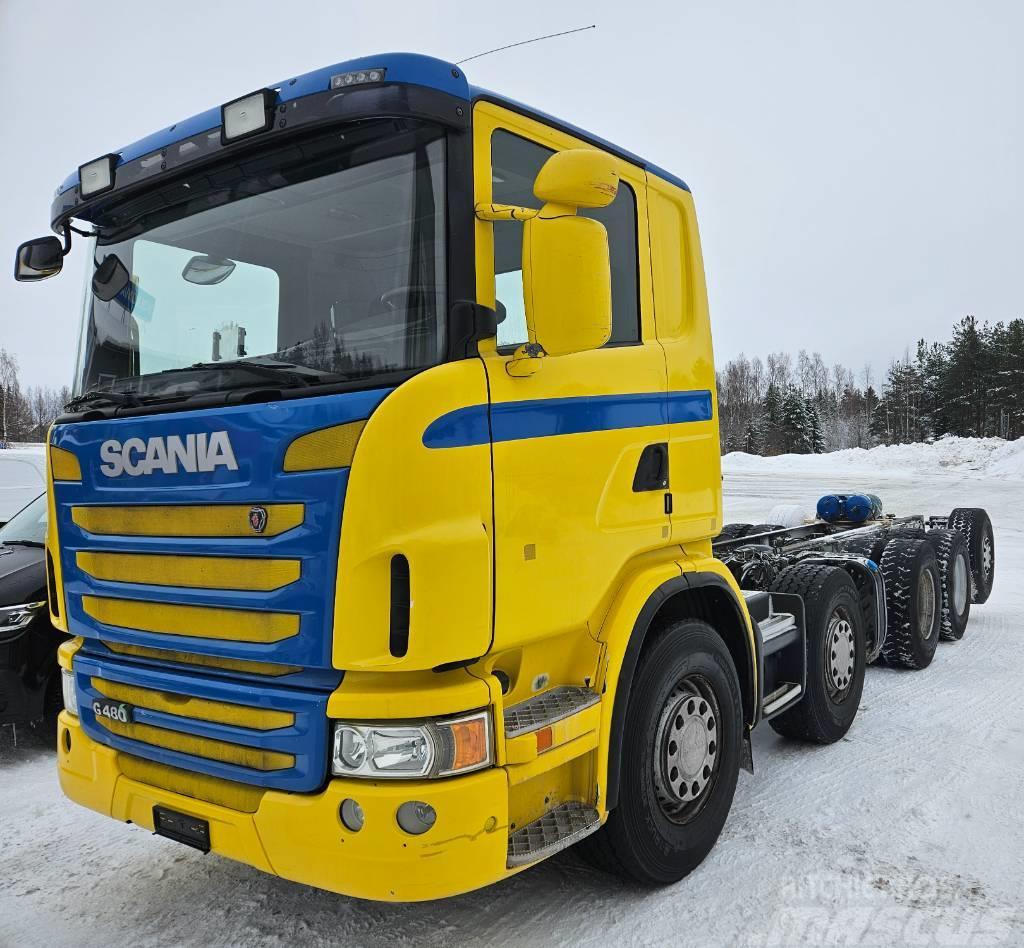 Scania G480 10x4 Valmistuu Metsäkoneenkuljetusautoksi Metsamasinate veokid