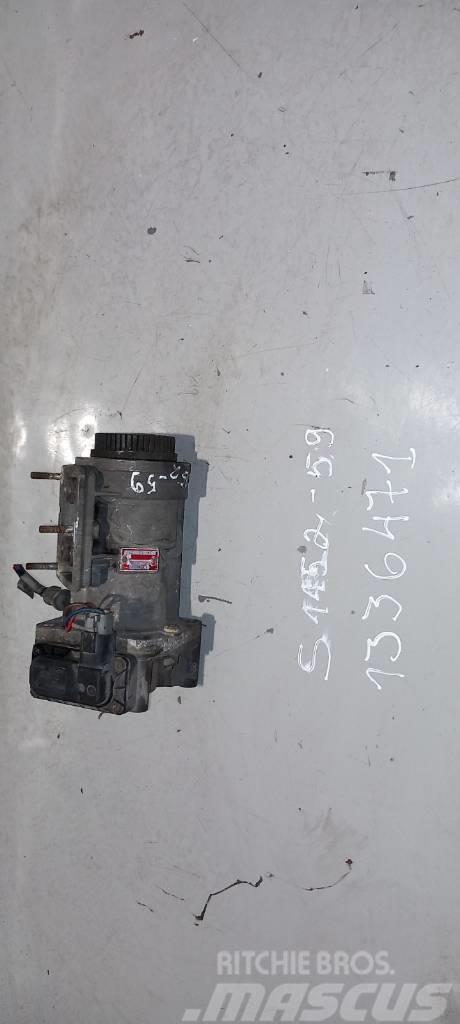 Scania R144.530 main brake valve 1336471 Pidurid