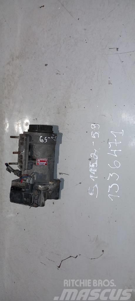 Scania R144.530 main brake valve 1336471 Pidurid