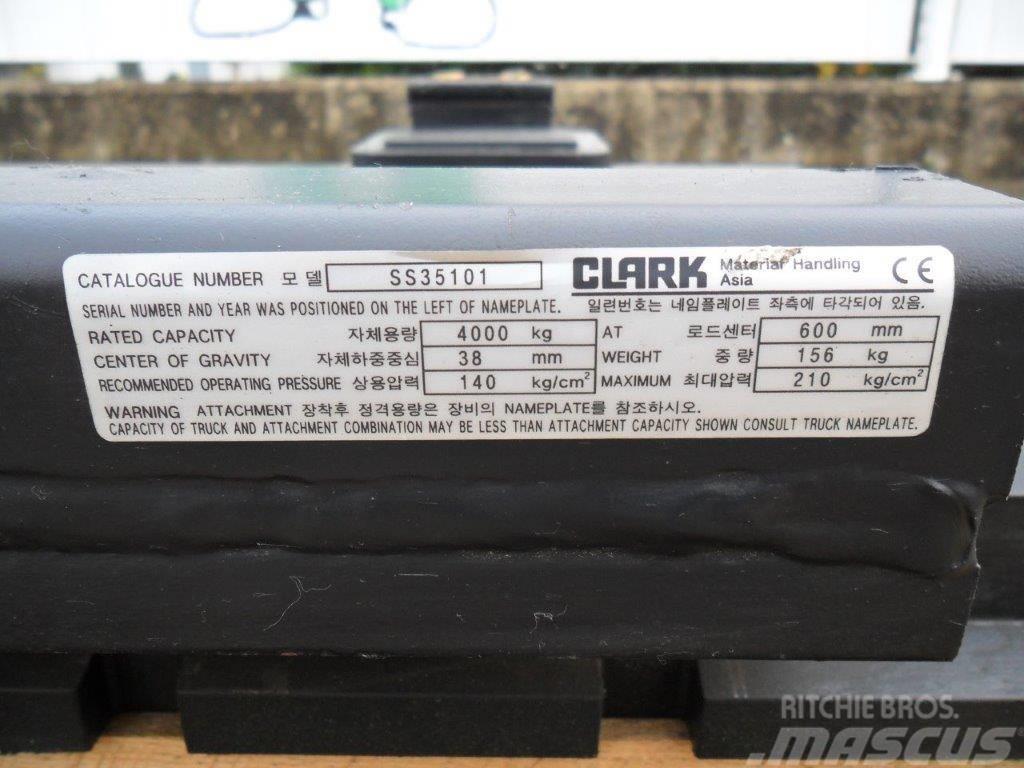 Clark Seitenschieber FEM3 - 1350mm Tõstekahvlid