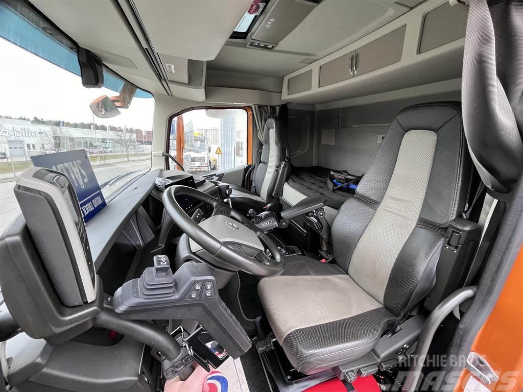 Volvo FH Kranväxlare med front plog & Reco drive Konksliftveokid