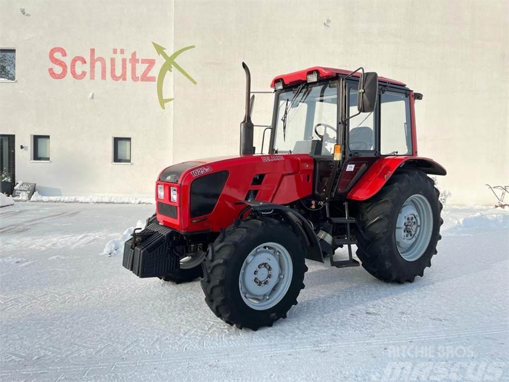 Belarus MTS 1025.3, Bj. 2013, Top-Zustand Traktorid