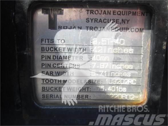 Trojan 42 NEW TROJAN HYDRAULIC TILT DITCHING BUCKET Kopad