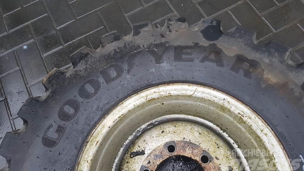 Goodyear 340/80-R18 IND - Tyre/Reifen/Band Rehvid, rattad ja veljed