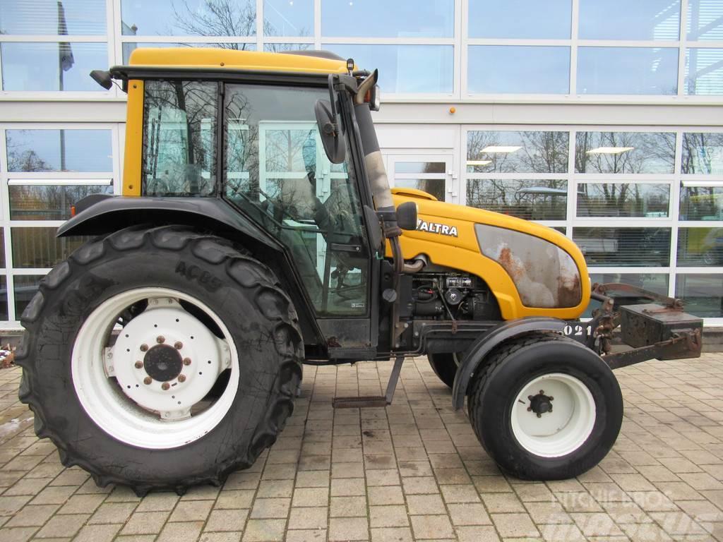 Valtra A75 4x2 + Fronthef Traktorid