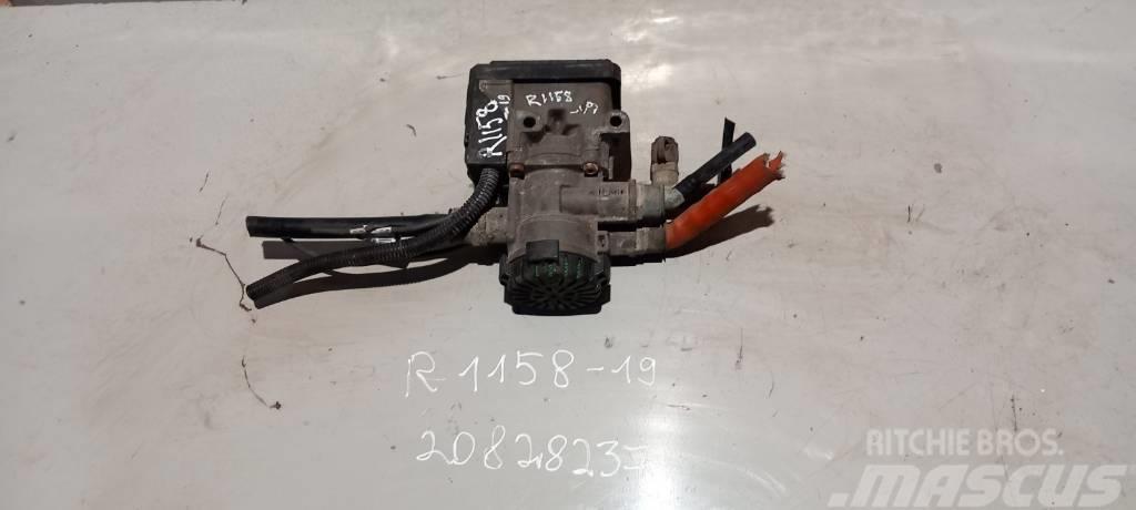 Renault Midlum 180 EBS brake valve 20828237 Pidurid