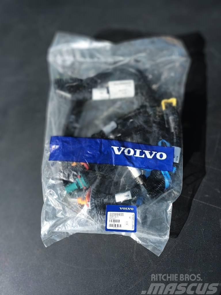 Volvo WIRES 22589935 Elektroonikaseadmed