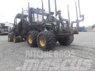 Ponsse Buffalo breaking for parts Metsatööks kohandatud traktorid