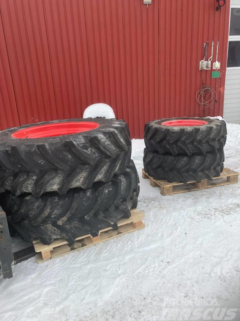  Däck och fälg 480/70R34 - 380/70R24 Muud traktoritarvikud