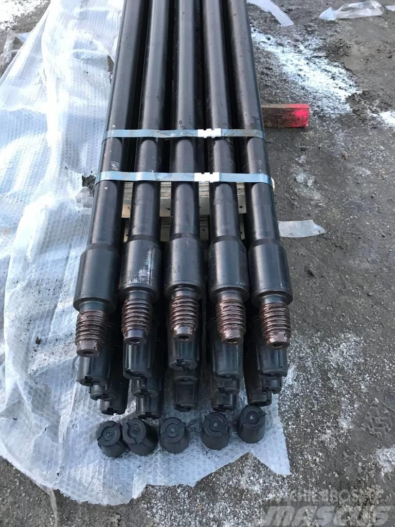 Ditch Witch JT1220 Drill pipes Horisontaalsed puurmasinad