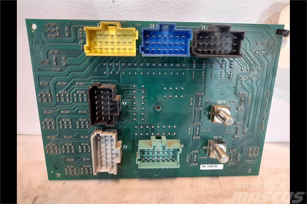 Valtra T202 Circuit Board Elektroonikaseadmed