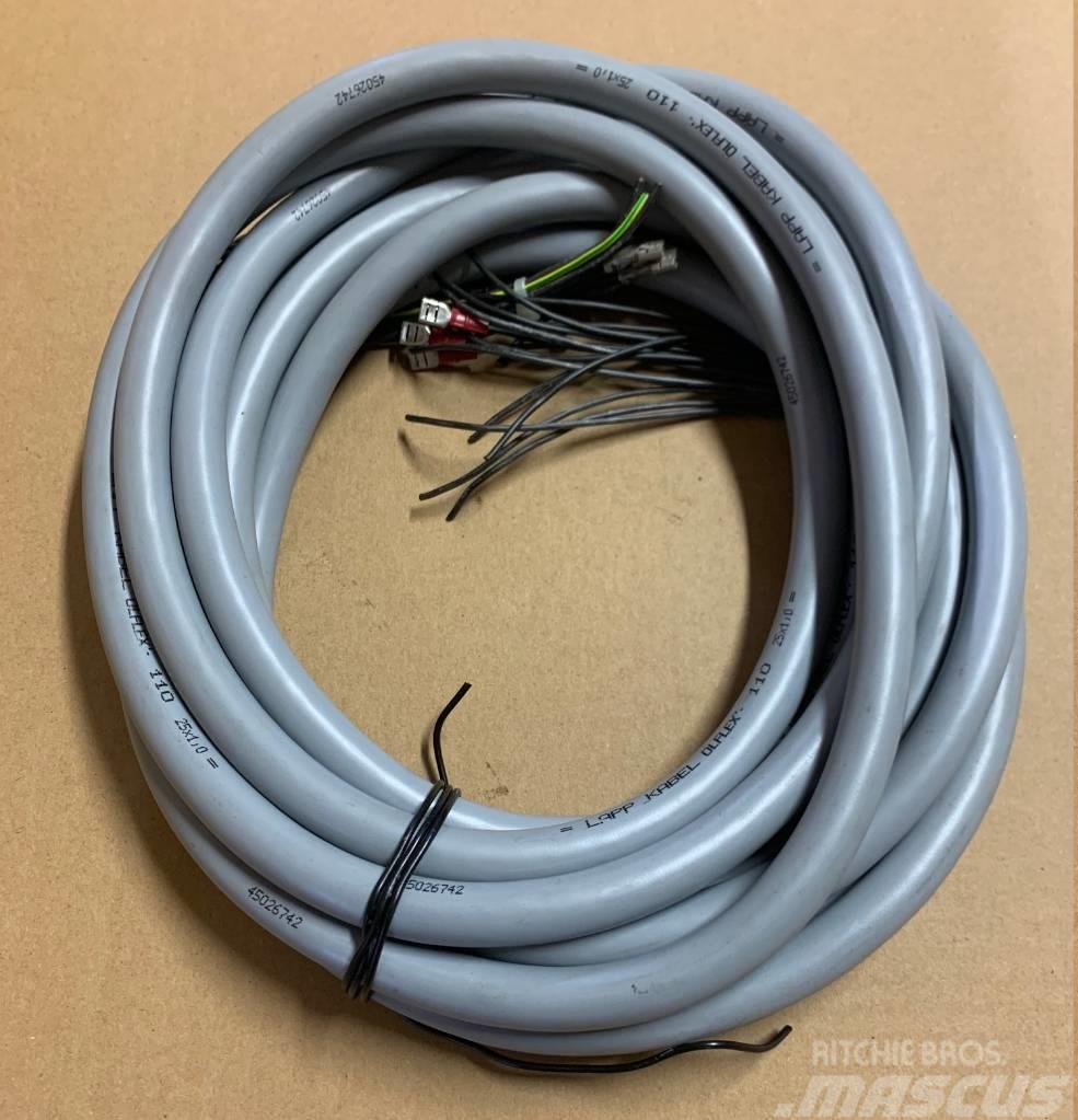 Deutz-Fahr Control cable VF16517231, 1651 7231, 16517231 Elektroonikaseadmed