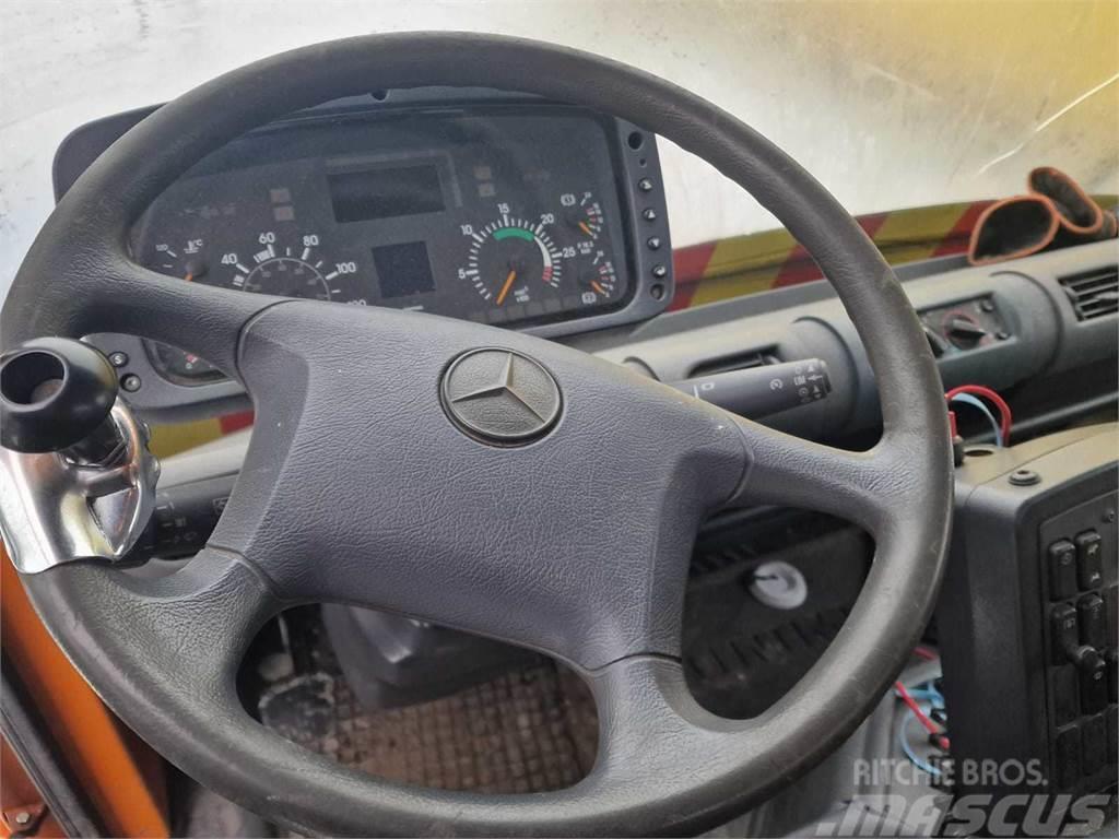 Mercedes-Benz UNIMOG U300 4X4 Madelautod