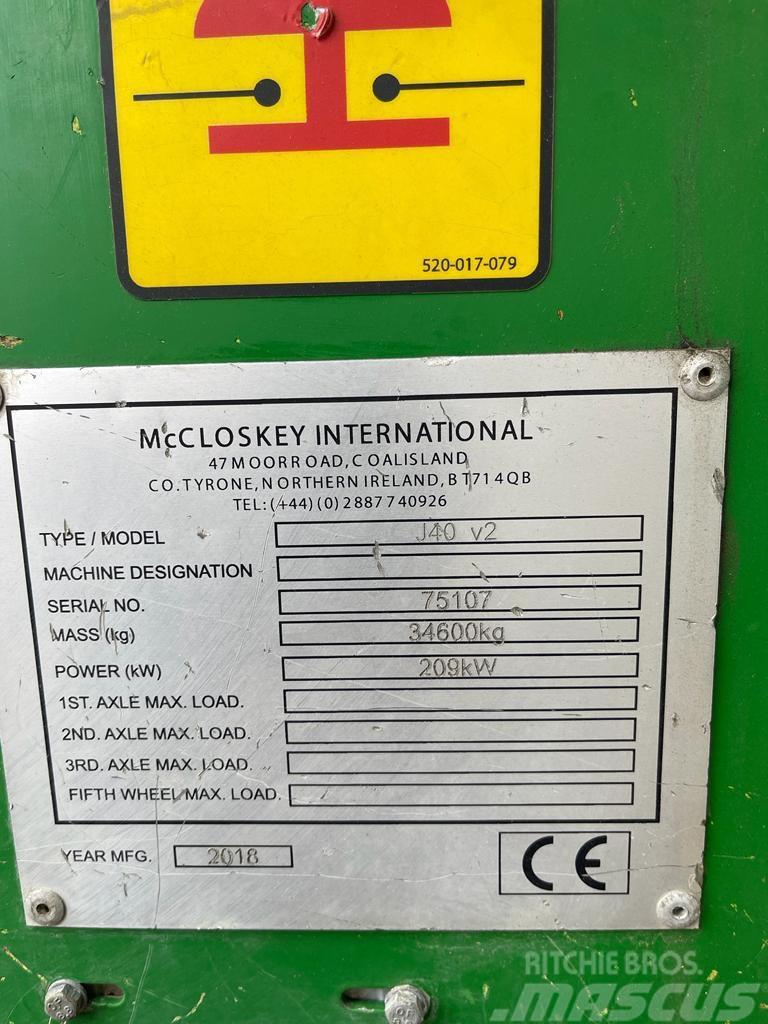 McCloskey J40 v2 Iseliikuvad purustid