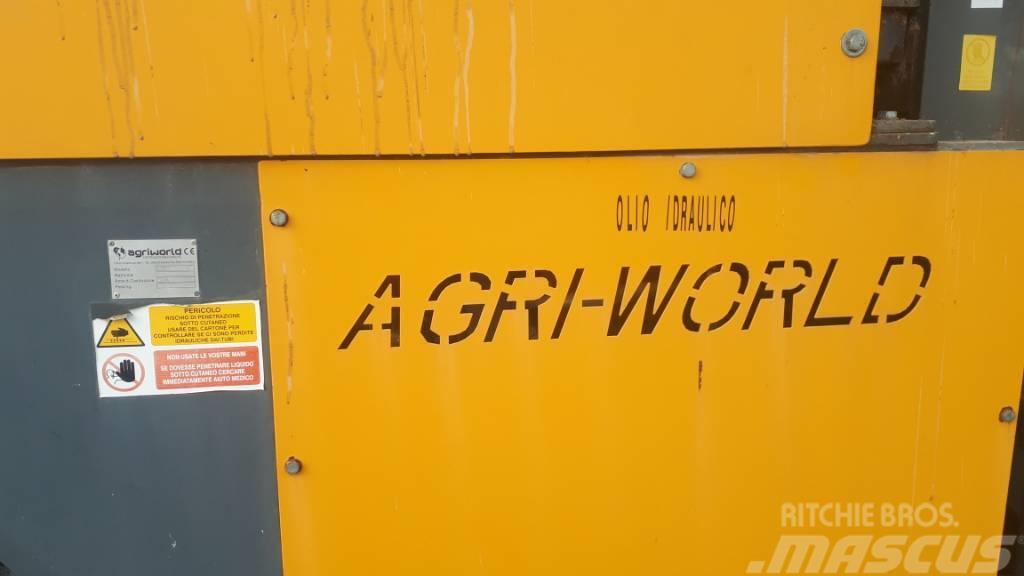  AGRI-WORLD FM-2000.12C Iseliikuvad purustid