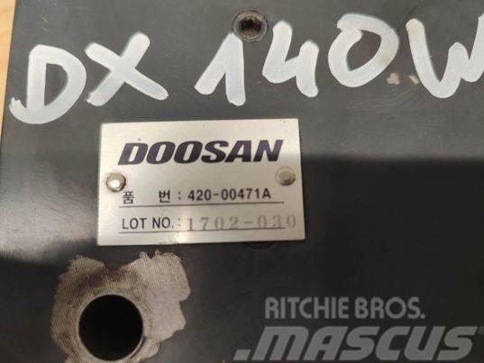 Doosan DX 140 W (1702-030) hydraulic block Hüdraulika
