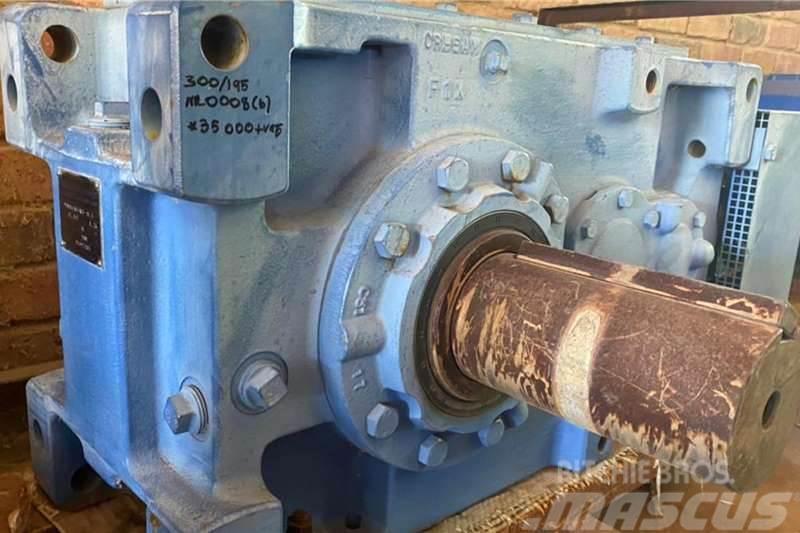 Sumitomo Industrial Gearbox 45kW Ratio 35.5 to 1 Muud veokid