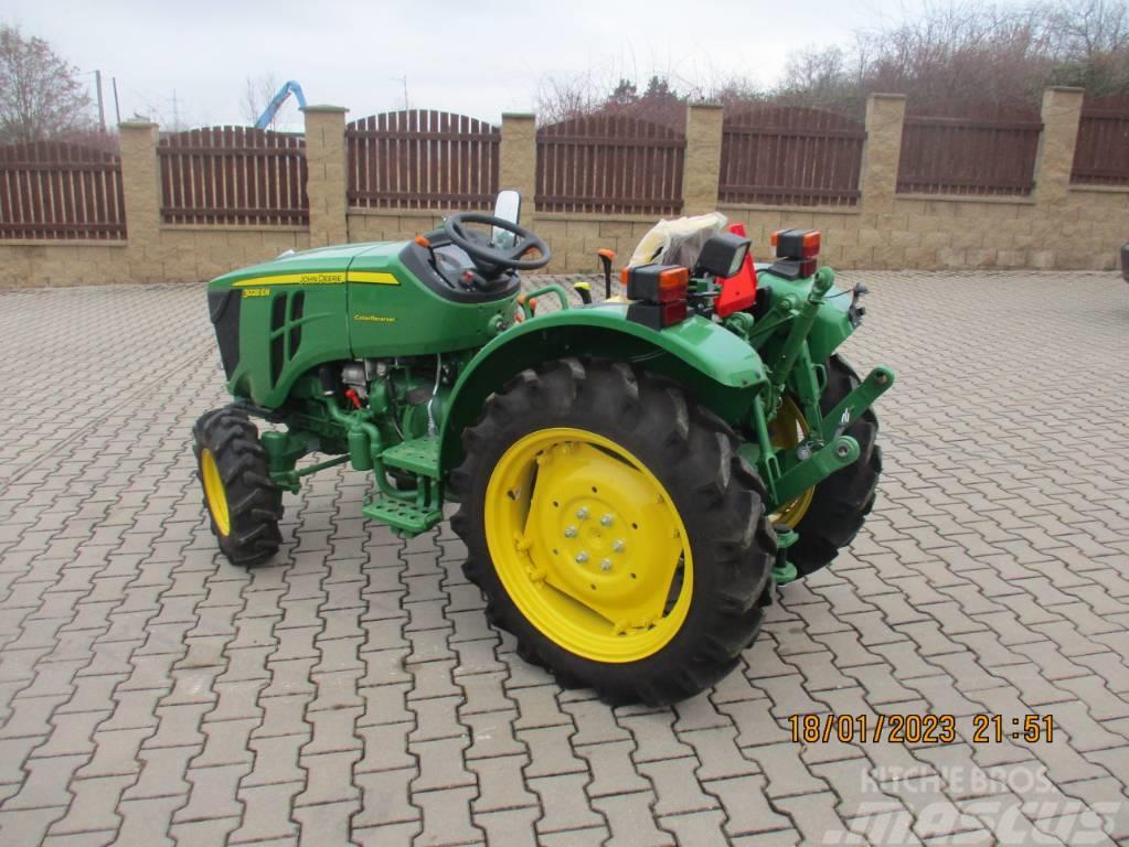 John Deere 3028 Traktorid