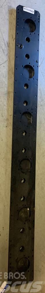 Junkkari LN245 cutter bar (sump & lid) D2421030100 Lindid, ketid ja alusvankrid
