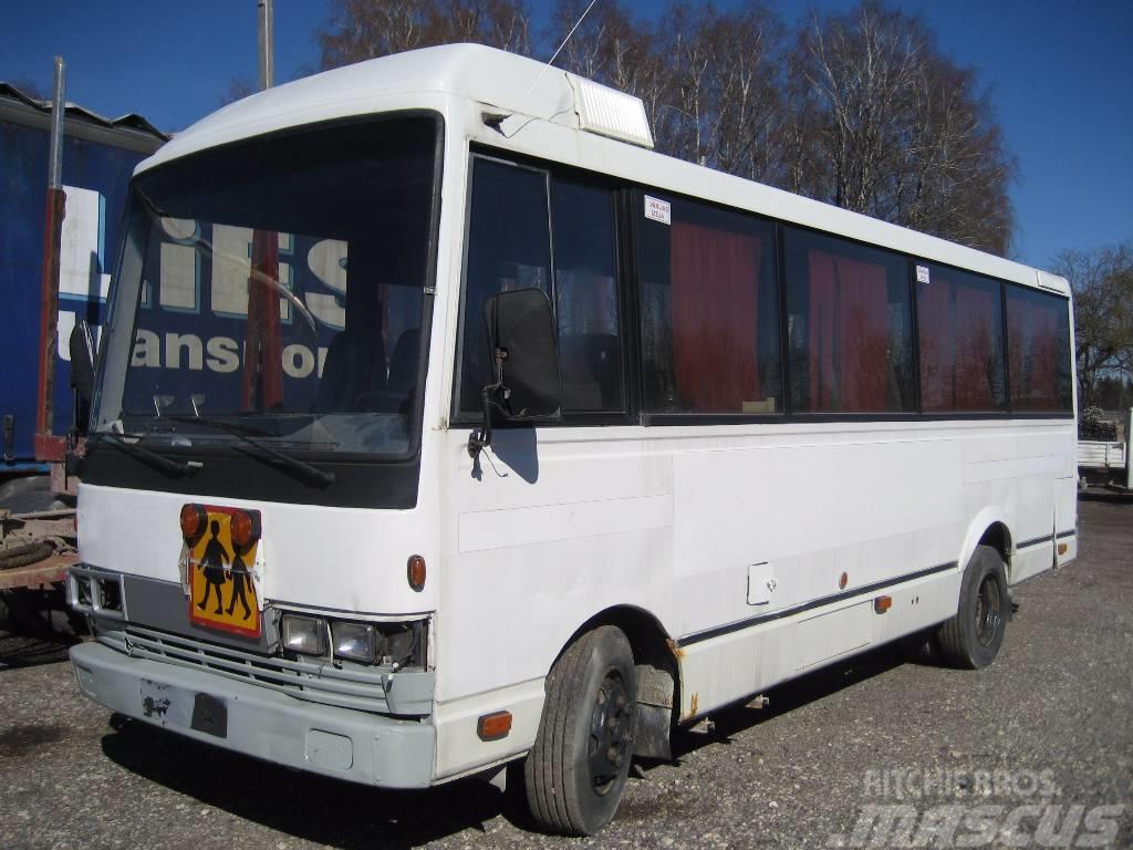 Hino RB145 Koolibussid