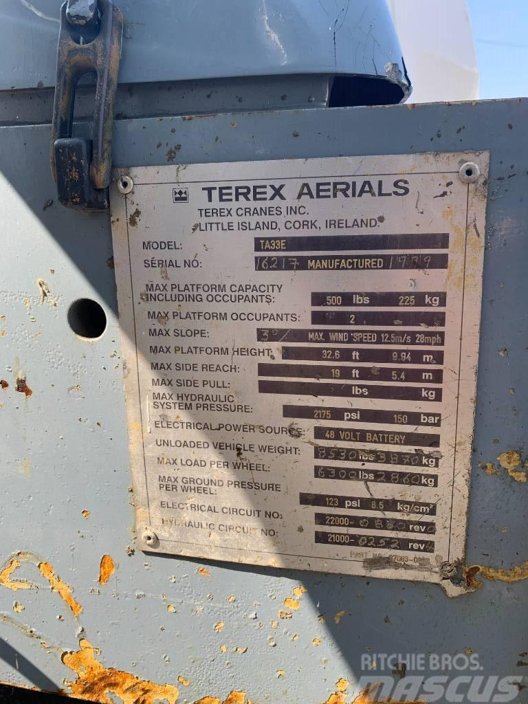 Terex TA33 Iseliikuvad poomtõstukid