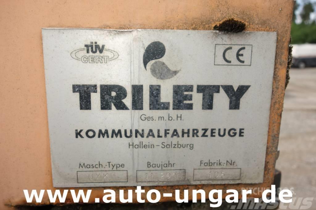 Multicar Trilety Kehraufbau für Multicar Bj. 2001 Kehraufsa Tänavapuhastusmasinad