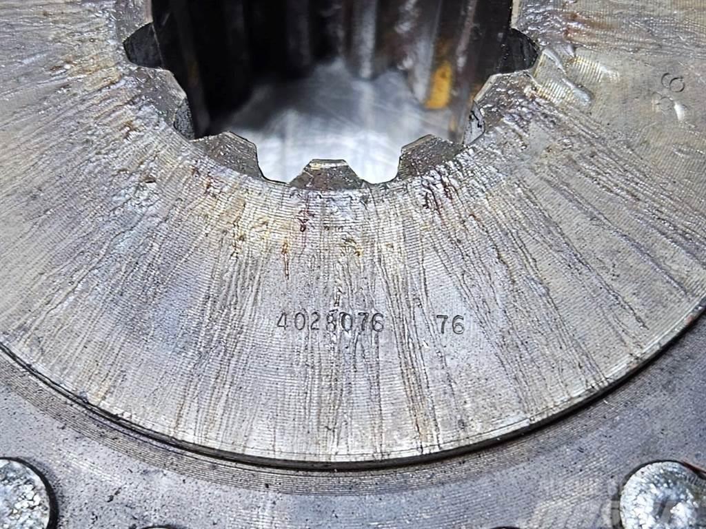 John Deere 4028082 - Pump drive plate/Flange couplings Mootorid