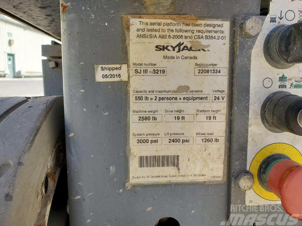 SkyJack SJ III 3219 Käärtõstukid