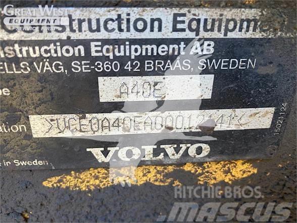 Volvo A40E Liigendraamiga pinnaseveokid
