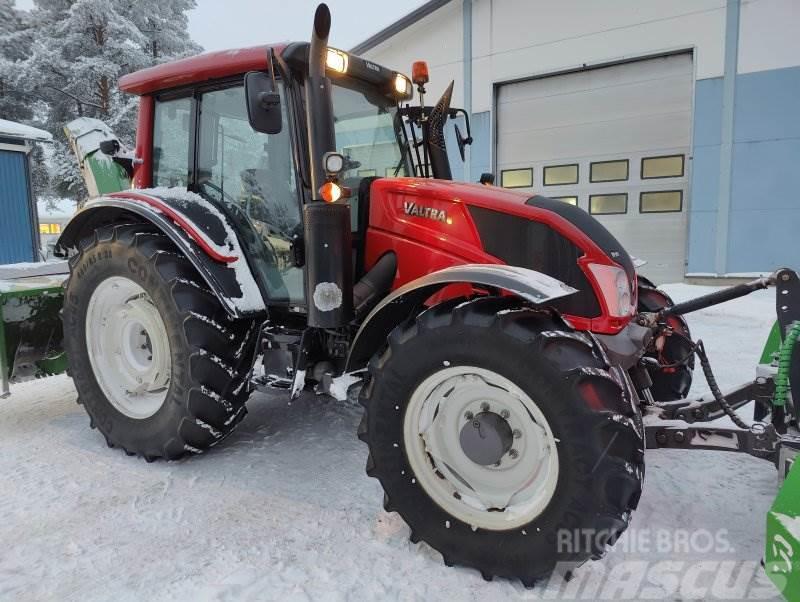 Valtra N123 H5 Traktorid