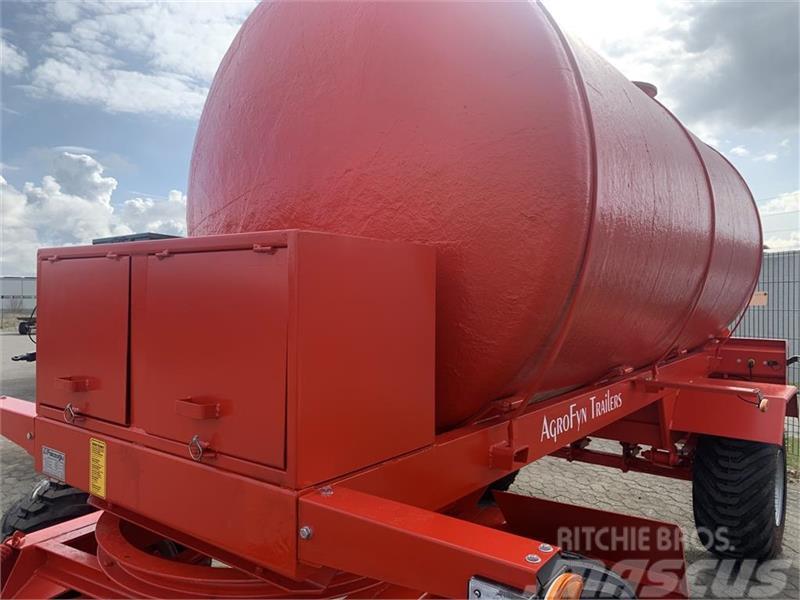 Agrofyn 8000 liter vandvogn Kastmissüsteemid