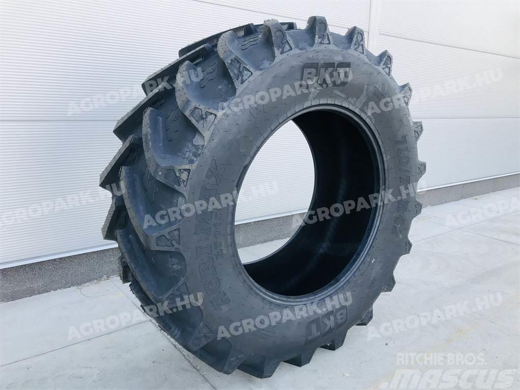 BKT tire in size 710/70R42 Rehvid, rattad ja veljed