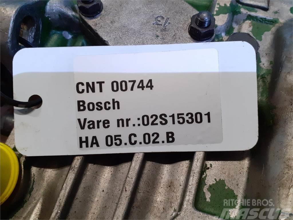 Bosch Brændstofpumpe 02S15301 Mootorid