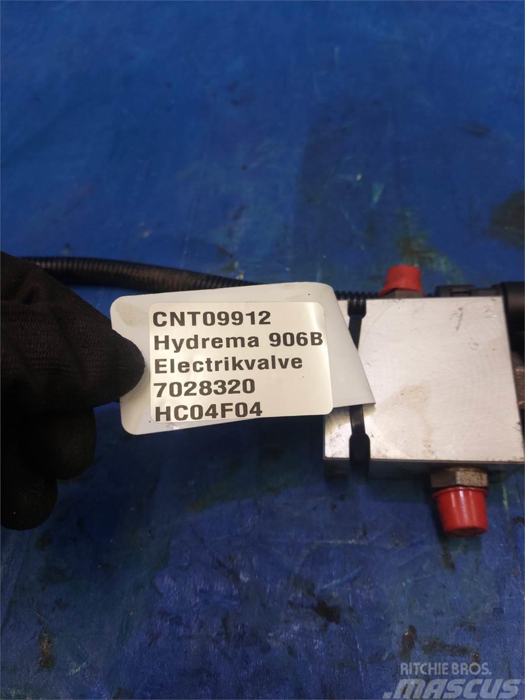 Hydrema 906B Elektroonikaseadmed
