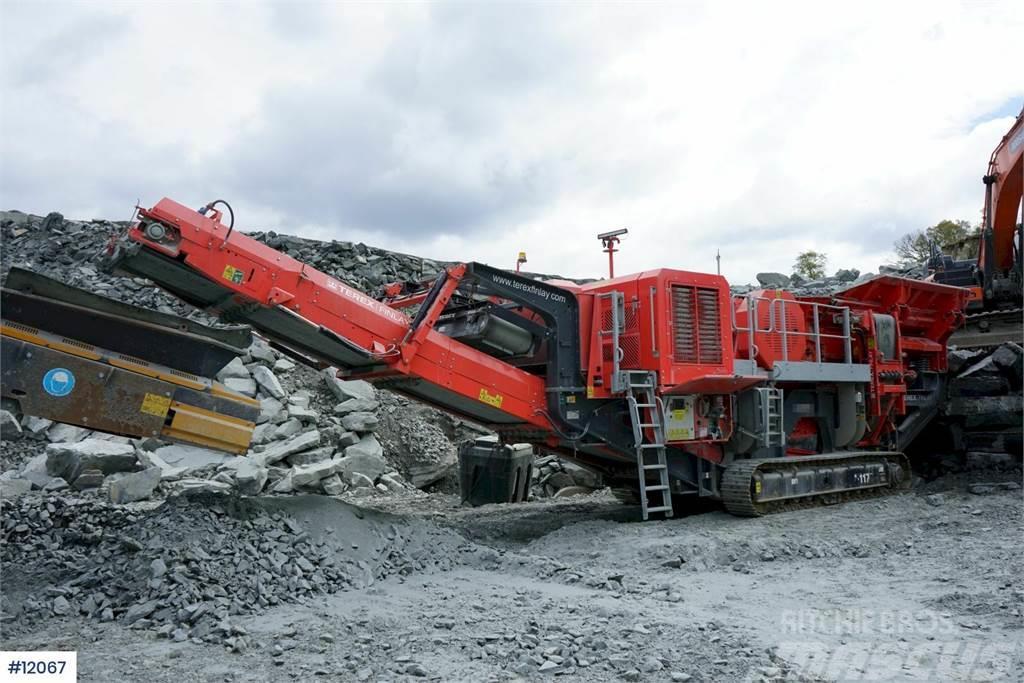 Terex Finlay J-1175 Jaw crusher with magnetic band. Few hours Purustid