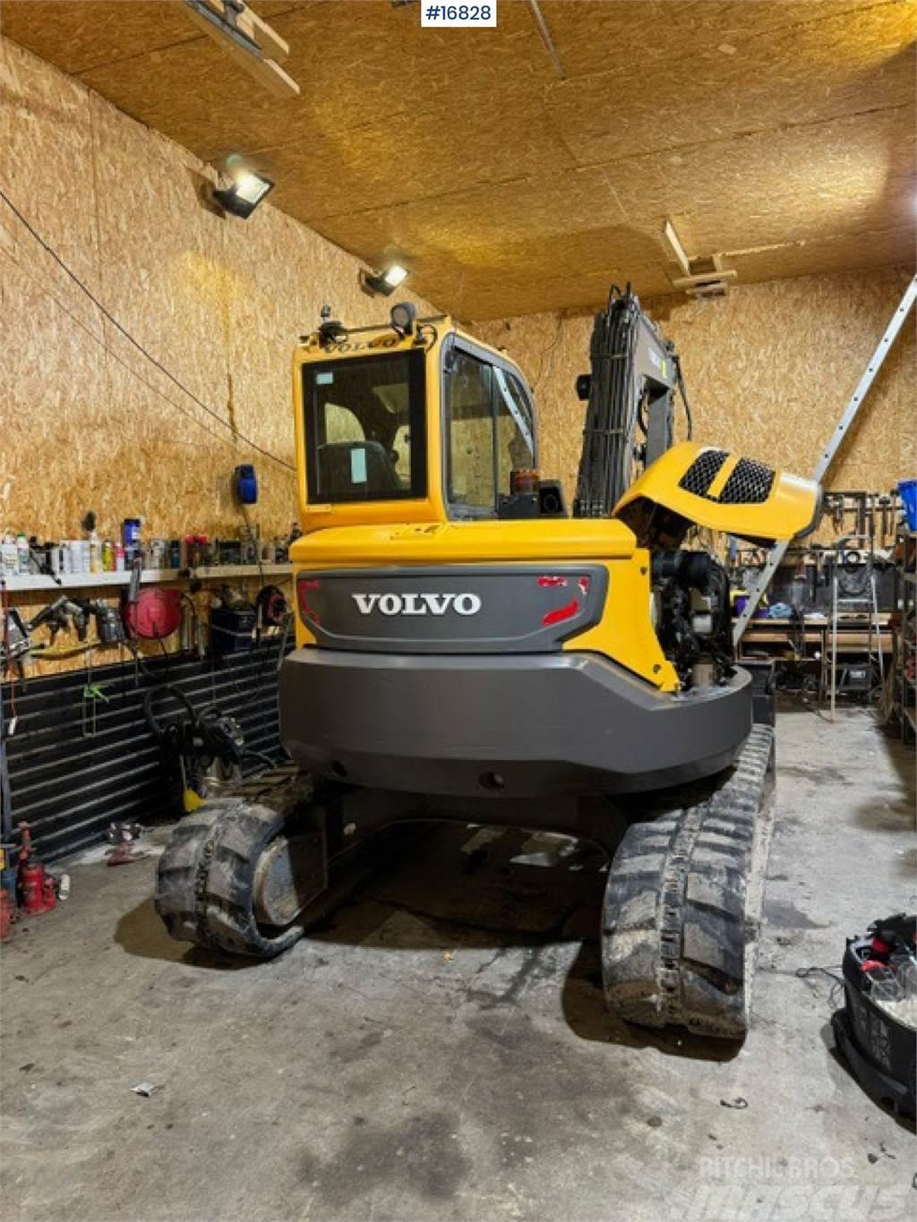 Volvo ECR88D Tracked excavator w/ bucket and tilt Roomikekskavaatorid