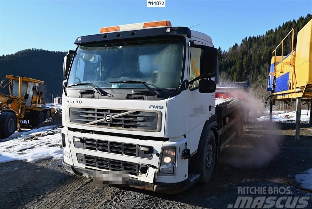 Volvo FM300 4x2 Machine freight/flatbed truck rep. objec Madelautod