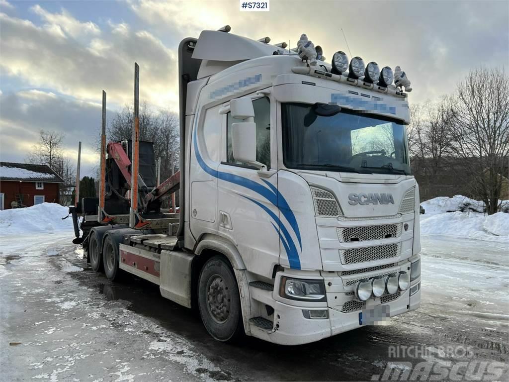 Scania R650 Timber truck with wagon and crane Metsaveokid